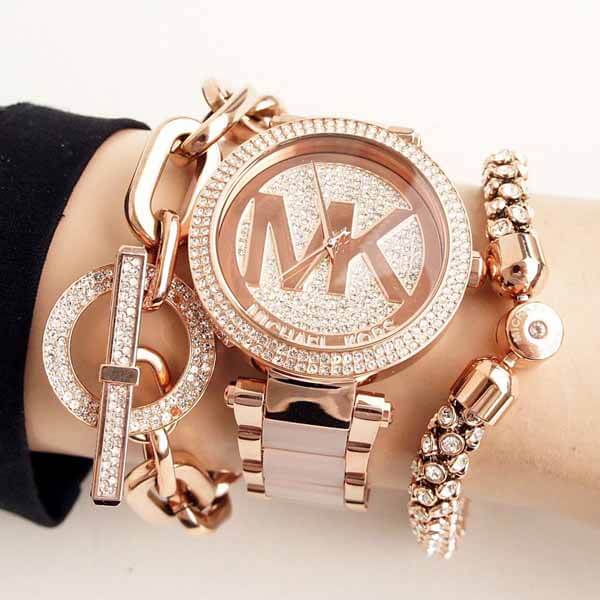 Michael Kors Parker Crystal Pave Logo Dial Ladies Watch MK6176 Water resistance: 100 meters / 330 feet Movement: Quartz