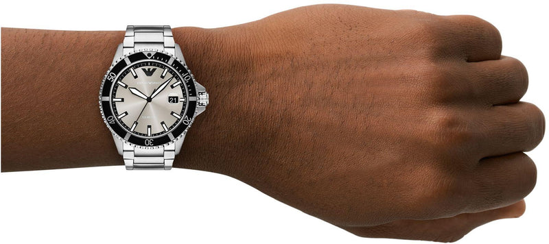 World Explorer Three-Hand Date Stainless Steel AR11683 AR11683 - Image 4