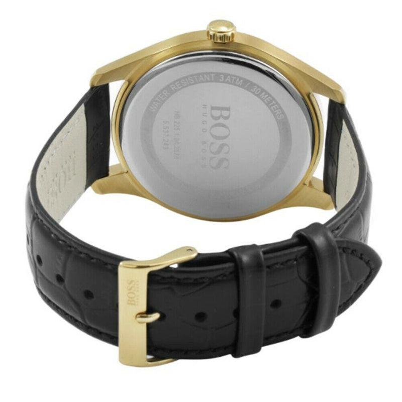 Hugo Boss White Dial Leather Strap Men's Watch 1513020 Water resistance: 30 meters Movement: Quartz