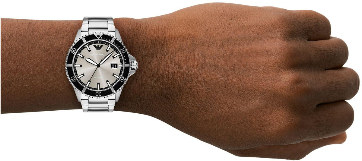 World Explorer Three-Hand Date Stainless Steel AR11683